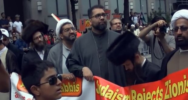 Shafiq-Hudda-Asad-Jafri-at-2014-Al-Quds-Day-rally-in-Toronto.-Photo-screenshot-darstv-YouTube-Channel
