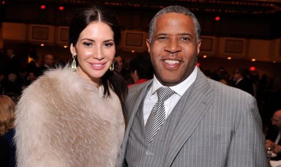 Robert F Smith Pays Off $40 Million(£31 Million) In Student Debt At Morehouse College – Pathetic Black Females More Concerned About His White Wife, SMH